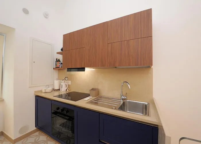 アパート Paradise House アマルフィ