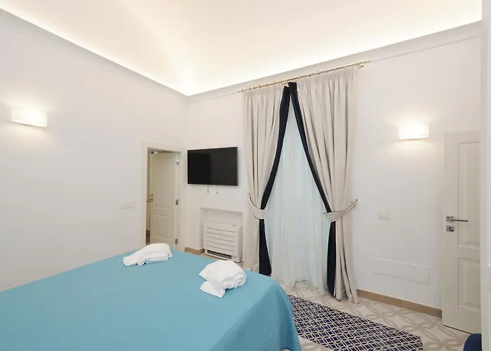 アパート Paradise House アマルフィ