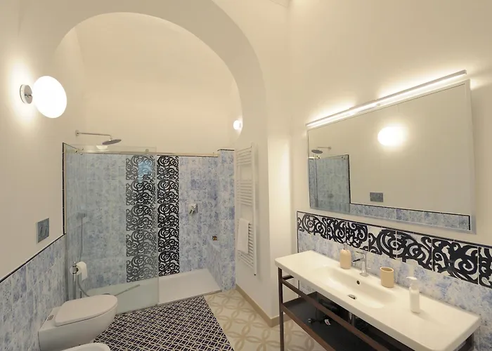 アパート Paradise House アマルフィ