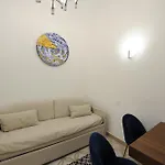 Paradise House Apartment *