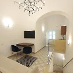 Apartment Paradise House *